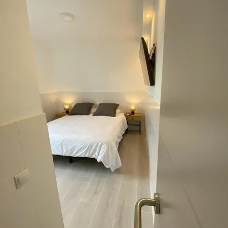 Refurbished Next To The Apartment