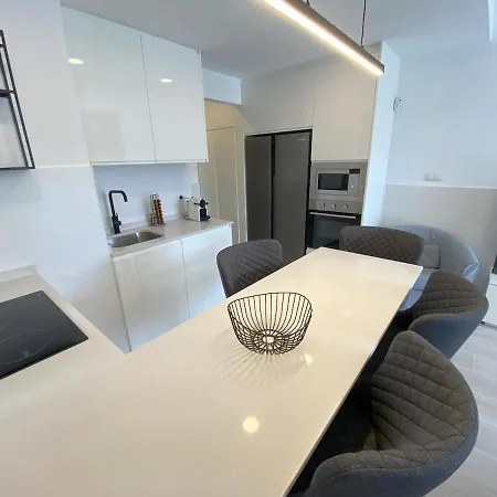 Apartment Refurbished Next To The San Bartolomé