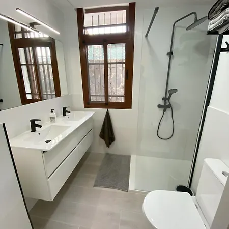 Apartment Refurbished Next To The